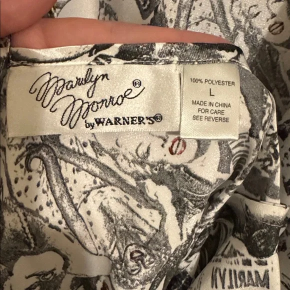 **NWT** Marilyn Monroe chemise and matching robe by Warners - Picture 7 of 8
